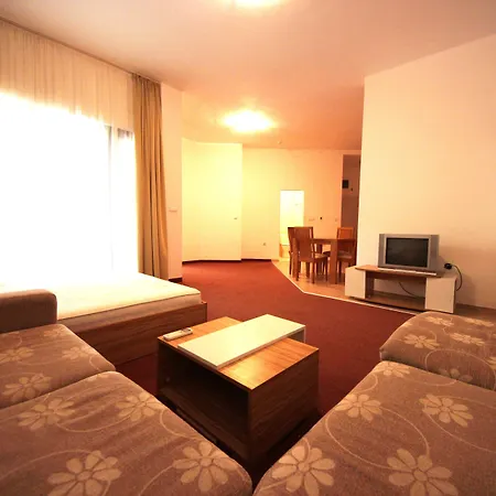 Menada Ravda Lägenhet