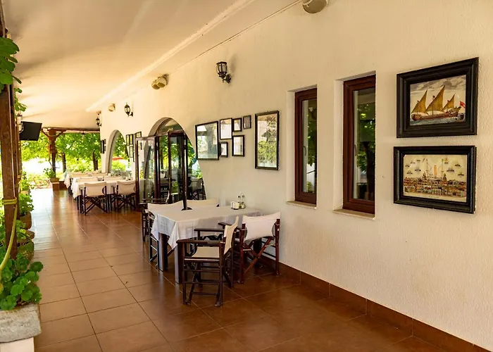 Menada Ravda Acheloj