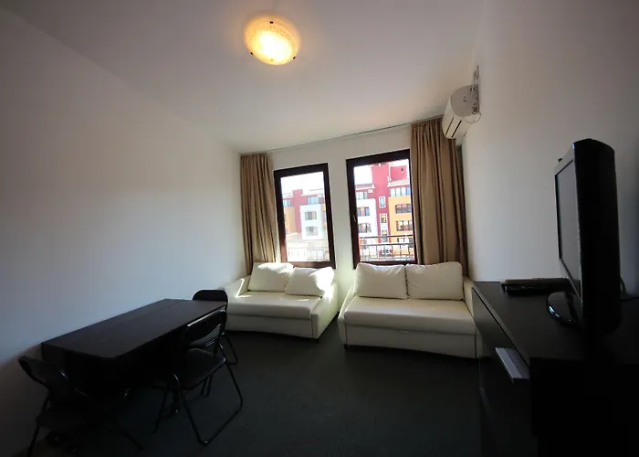 Menada Ravda * Acheloj