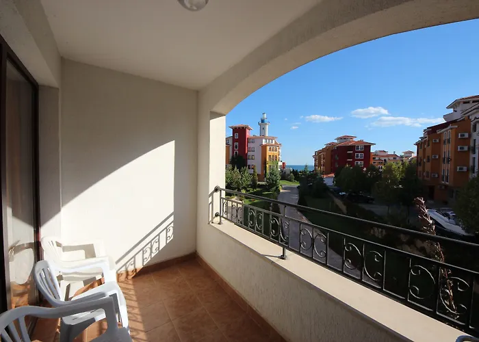 Menada Ravda Acheloj