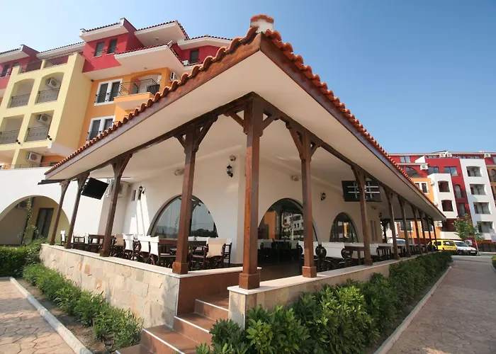 Menada Ravda Apartmán